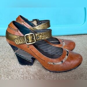 Bobbi Blu Spruce Leather Heels with Gold and Denim Accents